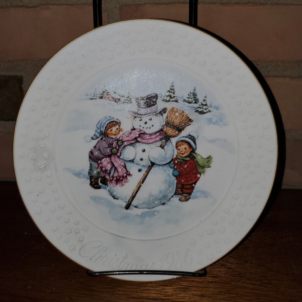 A CHILD'S CHRISTMAS CHRISTMAS PLATE